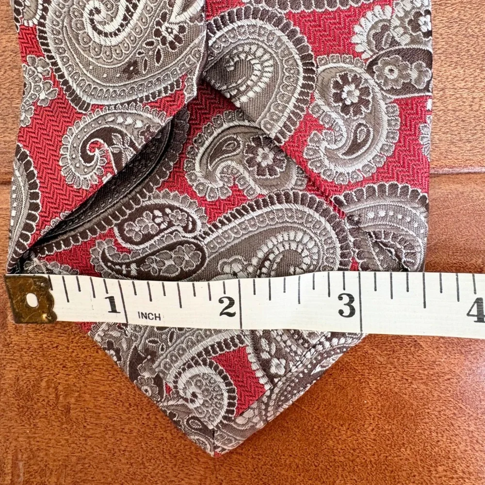 Jos A Bank Signature Collection Silk Paisley Medallion Ties Mens OS Red Gold